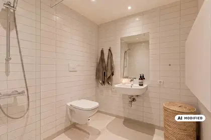 Large and functional 1-room home with a courtyard-facing balcony. – photo 2