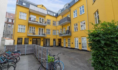 Lovely 4-room rental apartment in a courtyard with 2 bathrooms - Amaliegade, København K - 4