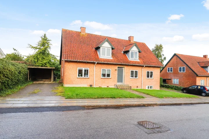 Lys 3-værelses i stueplan med udestue, parkering og husdyr tilladt - Hestehaven, Kolding - 0