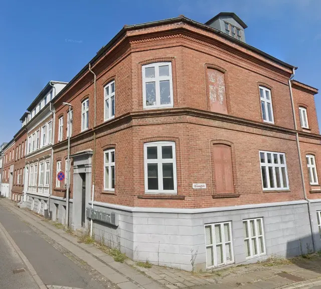apartment 3-værelses lejlighed med fælles gårdanlæg