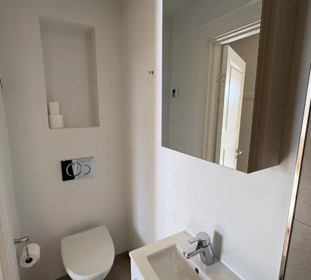 apartment CHARMERENDE 3-VÆRELSES MED STUK OG SMUKKE STUER EN SUITE
