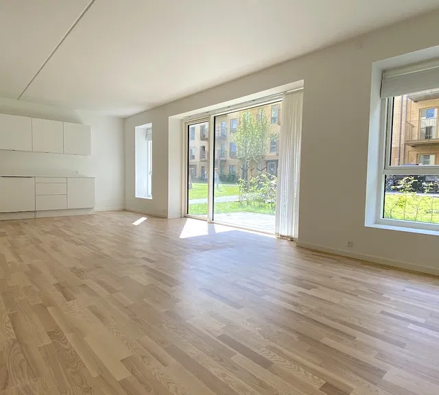 apartment Lys og rummelig lejlighed med terrasse