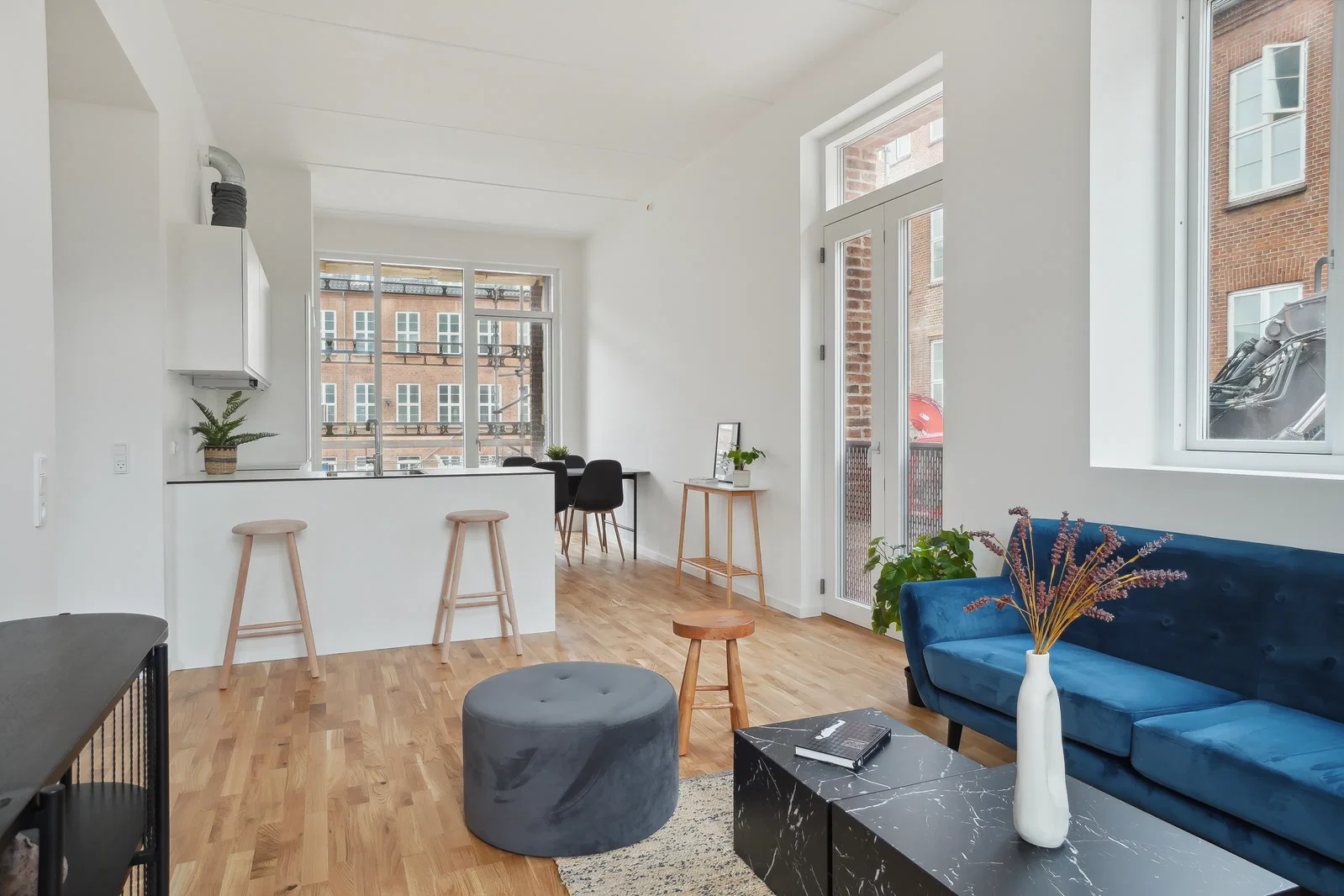 Visual presentation of the listing