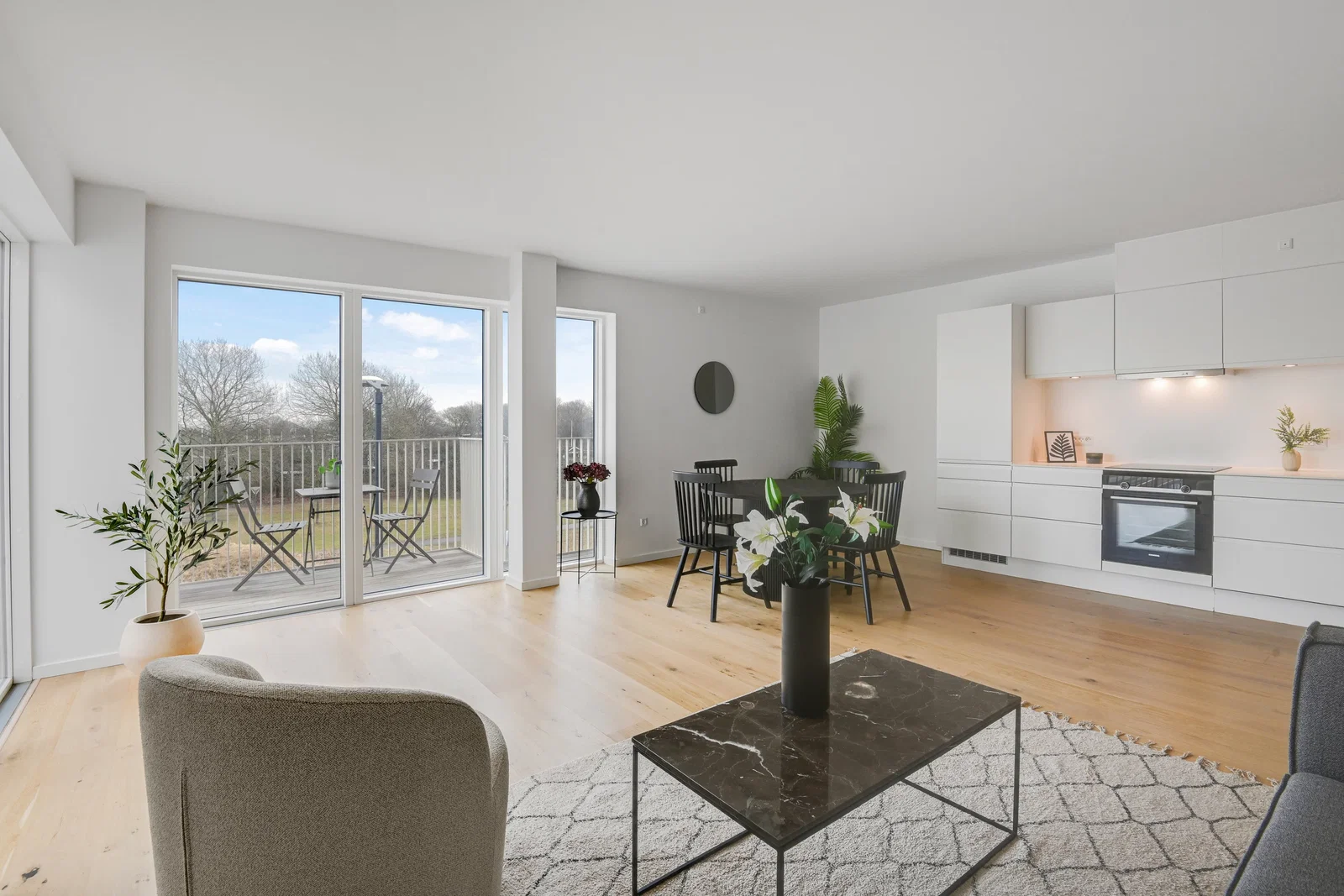 Visual presentation of the listing