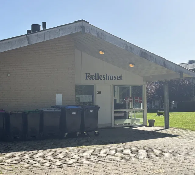 apartment 3-værelses lejlighed på 98 m² nær fjorden