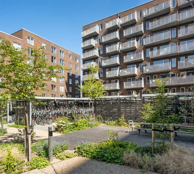 apartment Lys 3-værelses bolig på 87 m² i København S