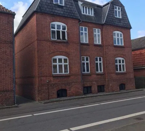 apartment Stor og hyggelig 2-værelses lejlighed