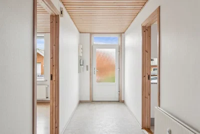 Lys stuelejlighed med terrasse og tre værelser - Rønnevej, Vodskov - 3