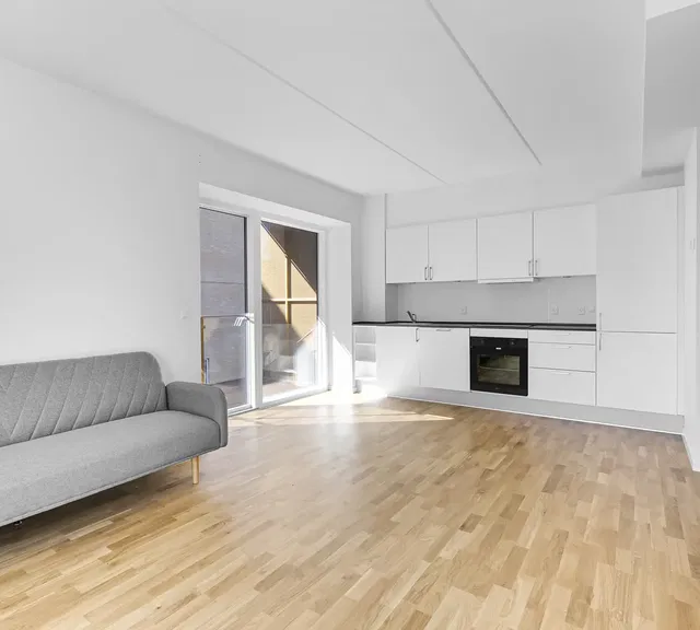 apartment 2-værelses lejlighed med altan i rolige omgivelser