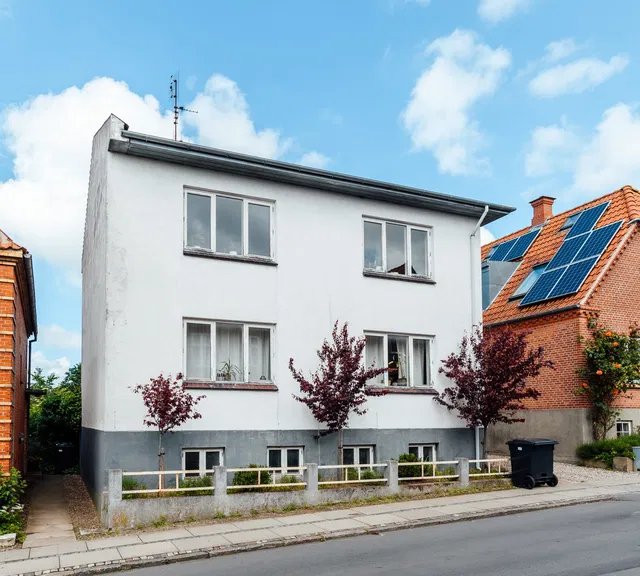 apartment Lys lejlighed med altan centralt i Svendborg