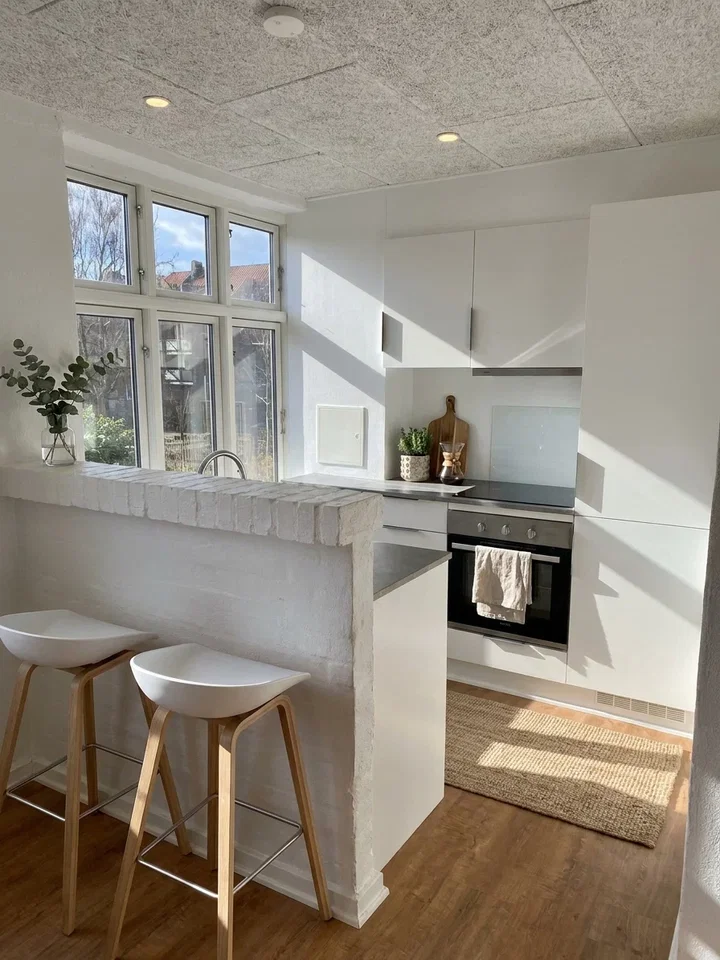 Lys 2-værelses på 49 m2 med stor gårdhave, beliggende tæt på volden i mindre ejendom med kun to lejemål. - Nørre Voldgade, Fredericia - 0