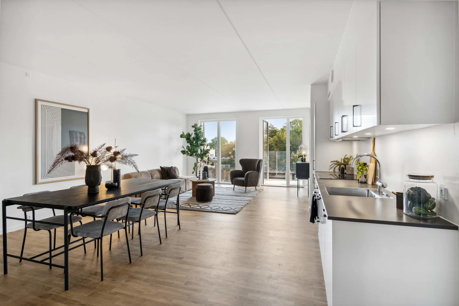 Visual presentation of the listing