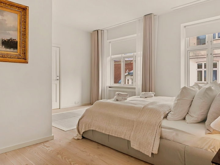 Midt i byen, helt stille: herskabslejlighed på 188 m² i Gammelholm - Herluf Trolles Gade, København K - 0