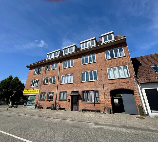 apartment Lys 4-værelses lejlighed tæt på strand og byliv
