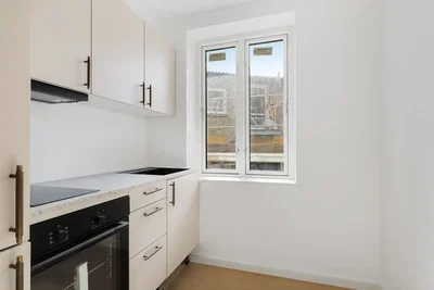 Lys og velindrettet 2-værelses på 50 m2 med moderne køkken og stilrent bad - Kalkbrænderivej, Horsens - 4