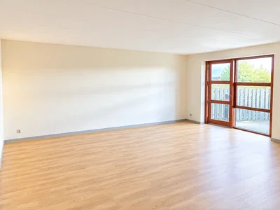 Rækkehus med egen have og parkering udlejes - Magnoliavej, Hobro - 1