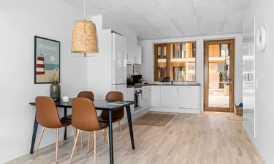Spacious senior home with 3 rooms, open-plan kitchen-dining area and private storage room - Rønnebærvænget, Holbæk - 1