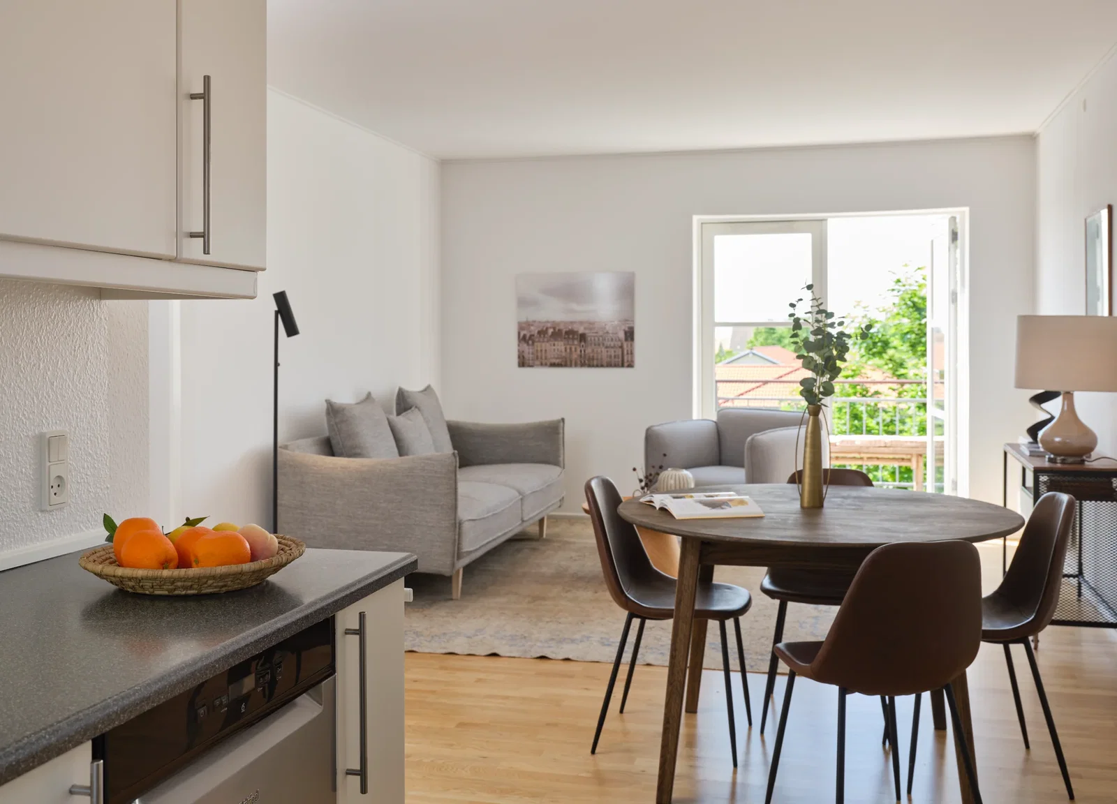Visual presentation of the listing