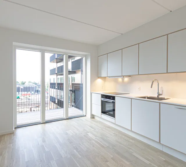 apartment Rummelig 3-værelses lejlighed med altan