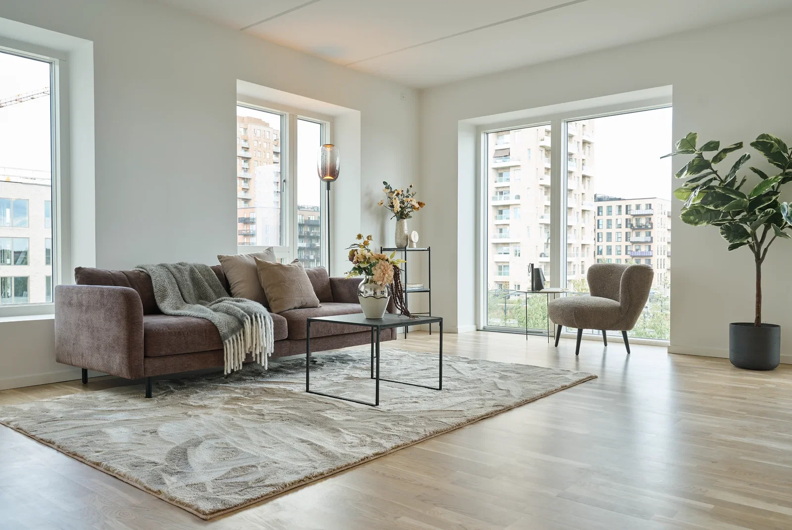 Visual presentation of the listing