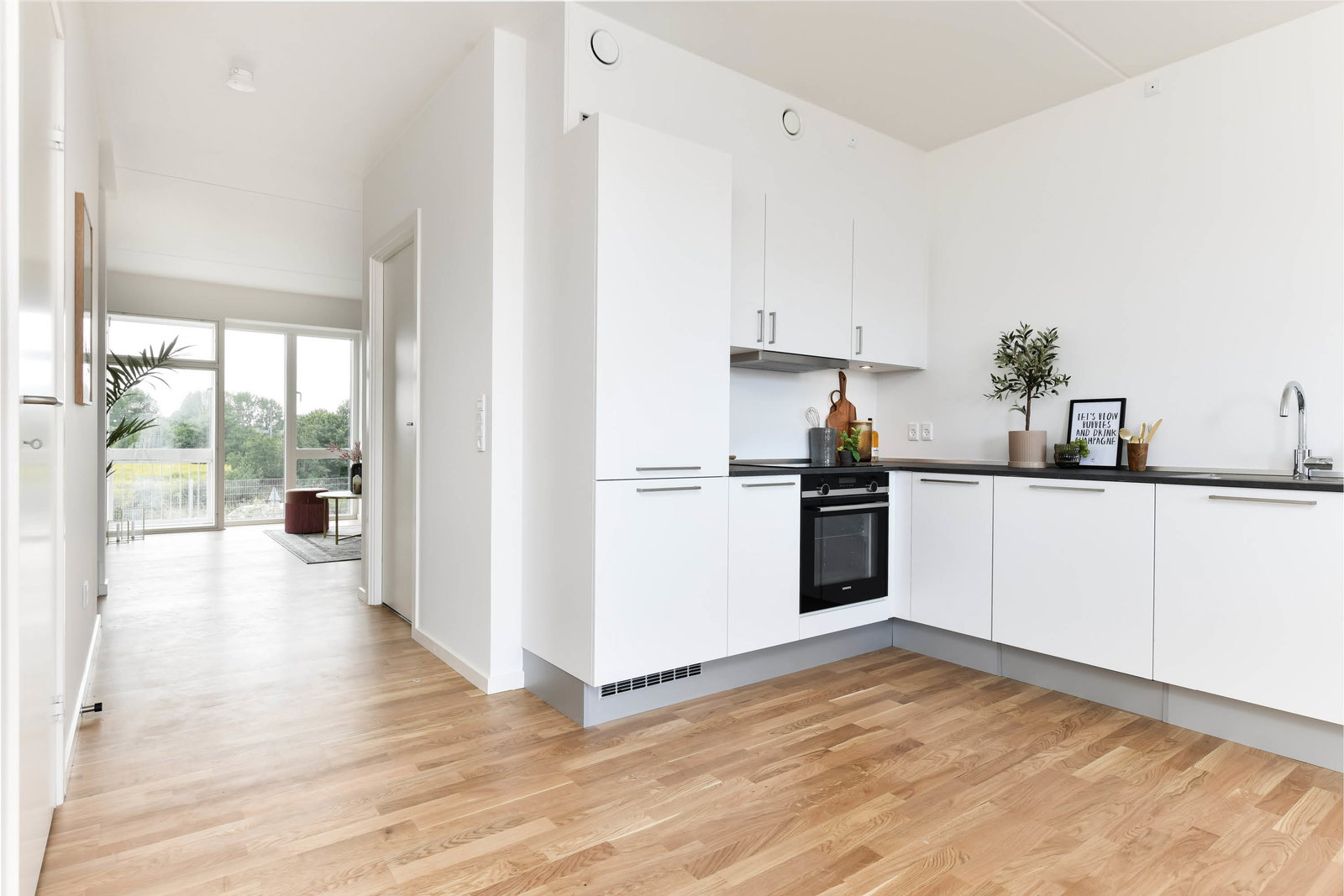Visual presentation of the listing