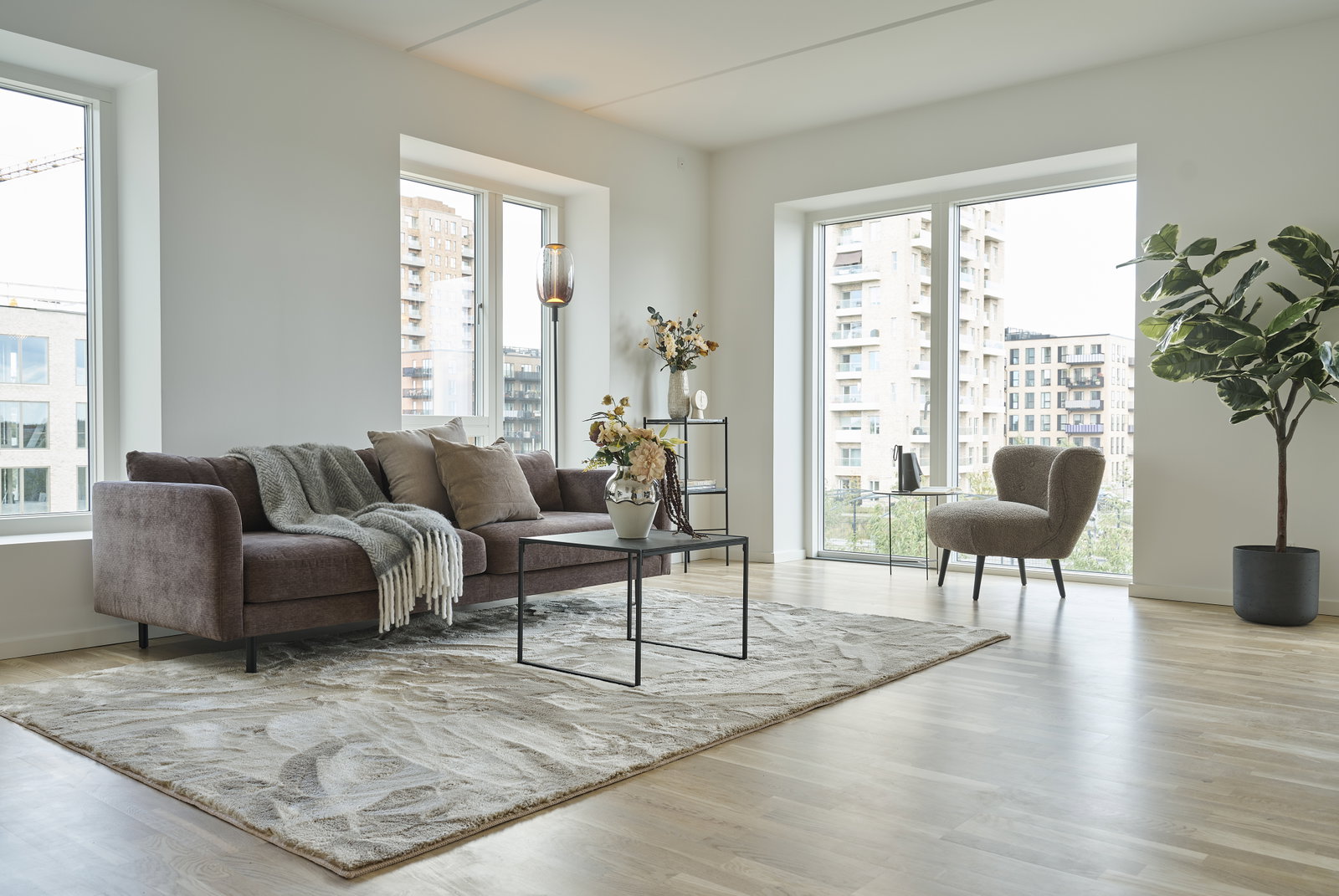 Visual presentation of the listing