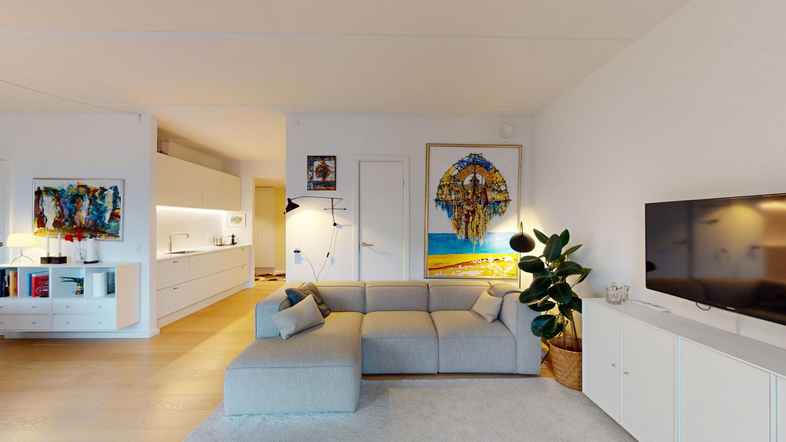 Visual presentation of the listing