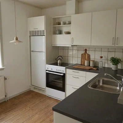 Rummelig 3-værelses på 96 m2 med altan/terrasse – tæt på tog og indkøb - Amagergade, Sindal - 1