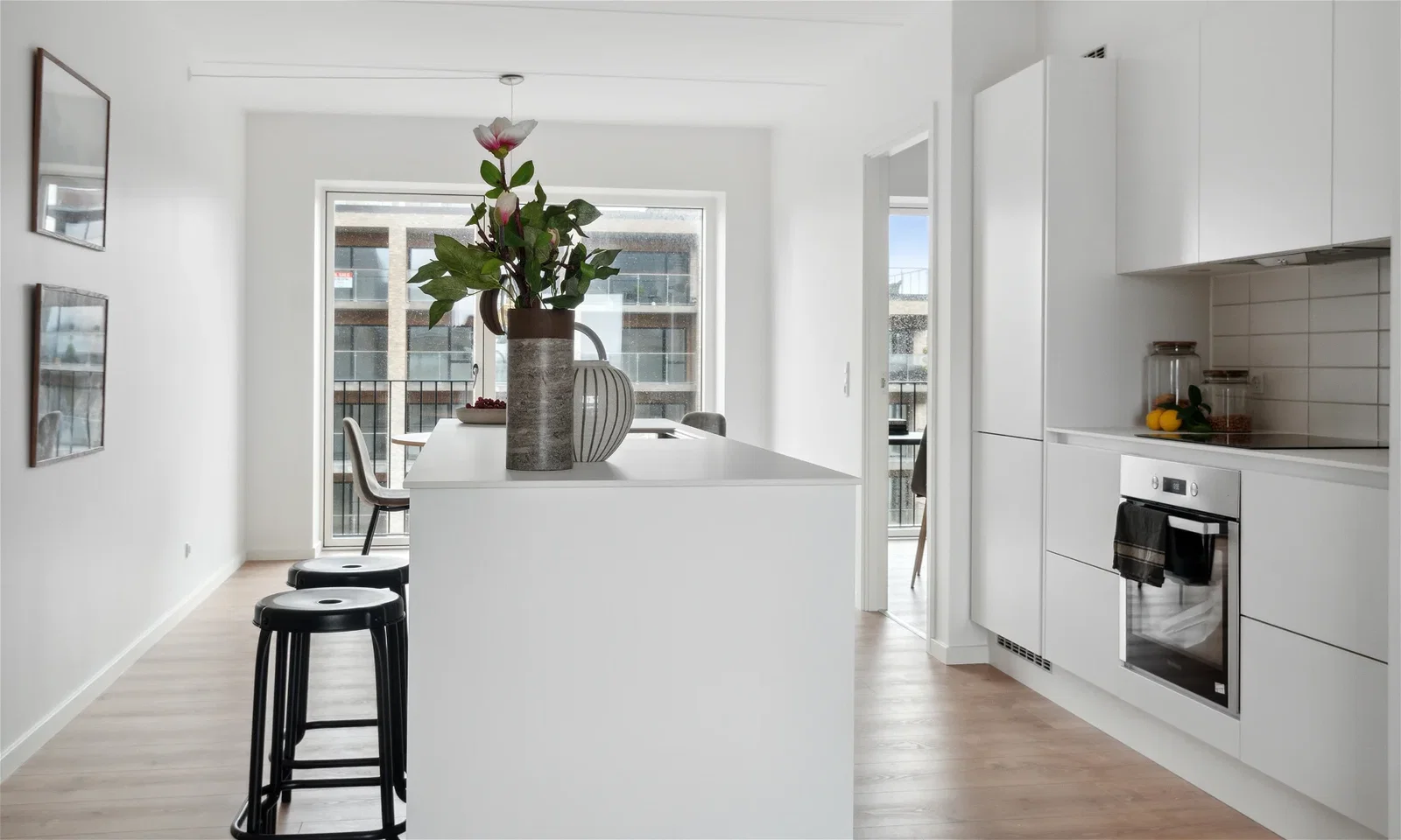 Visual presentation of the listing