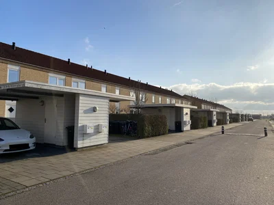 Moderne rækkehus med tre værelser nær Greve - Skovbominde, Greve - 1