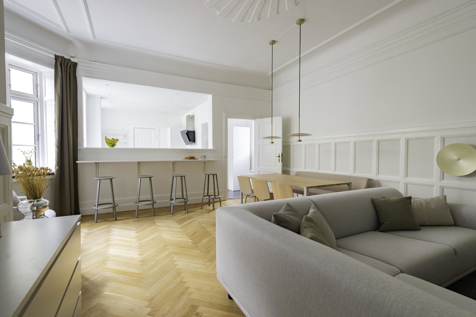 Visual presentation of the listing