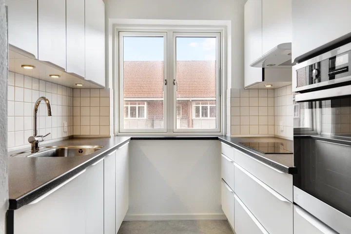 Lys 2-værelses med altan - Saltholmsgade, Aalborg - 0