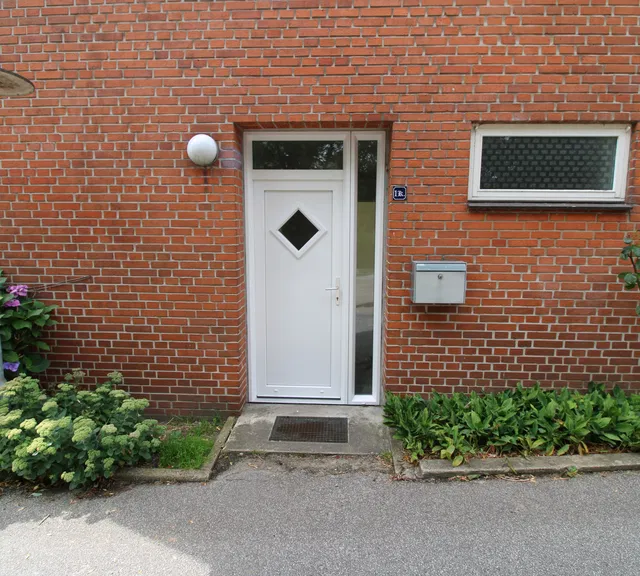 apartment Velindrettet stuelejlighed med privat terrasse