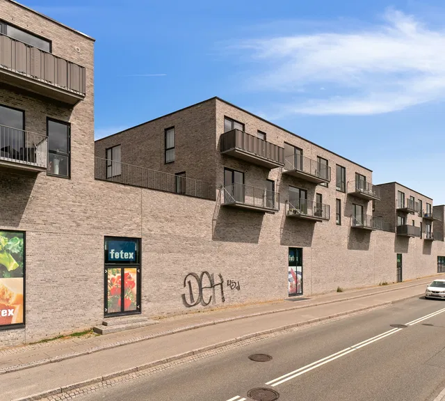 apartment Lys 3-værelses bolig med søudsigt i Birkerød