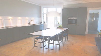 Herskabelig, møbleret lejlighed med to altaner - Classensgade, København Ø - 4