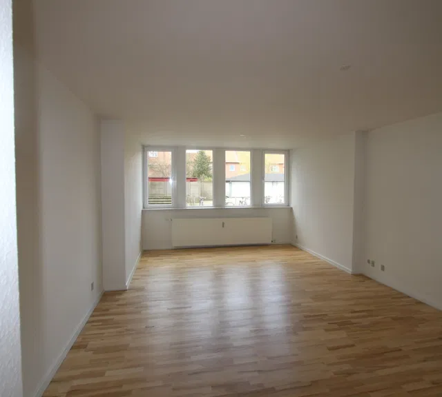 apartment Lovely renovated apartment with parking