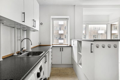 Lys 2-værelses bolig med altan på Østerbro - Herninggade, København Ø - 2