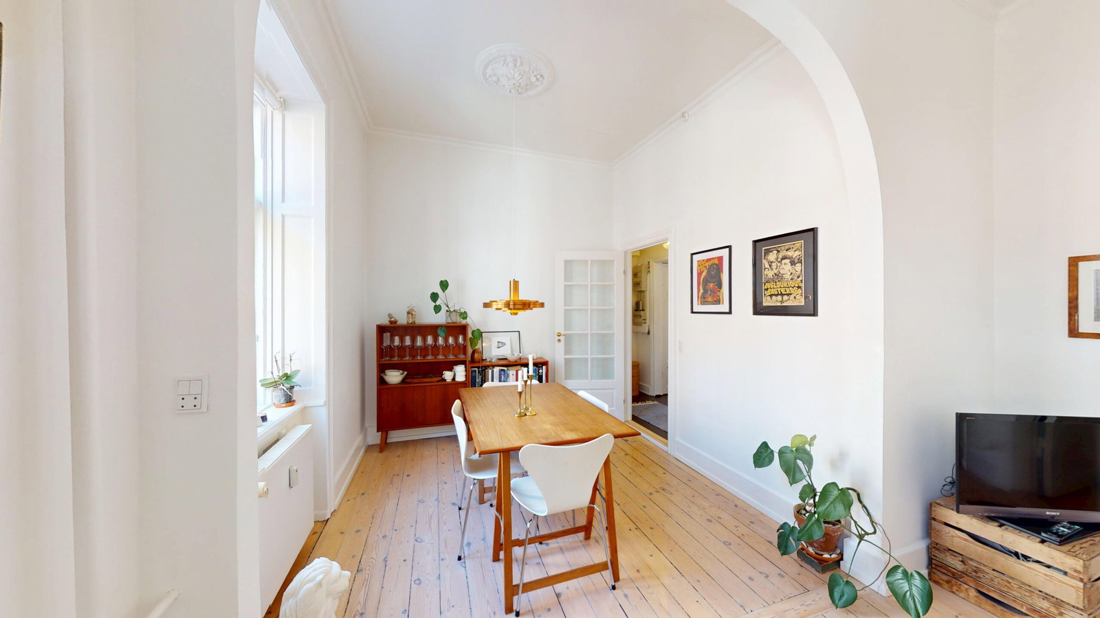 Visual presentation of the listing