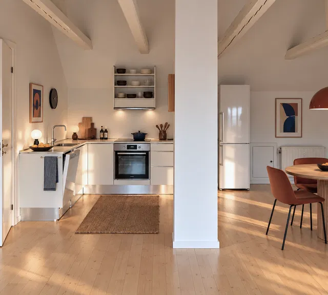 apartment Lys lejlighed med gårdkig og fællesarealer ved åen