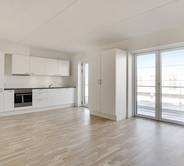 apartment Bright 3-room apartment with shared rooftop terraces