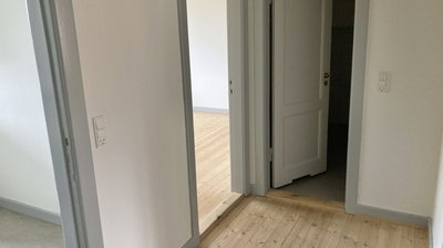 Lys 2-værelses lejlighed med altan i roligt vænge - Østerled, Odense C - 3