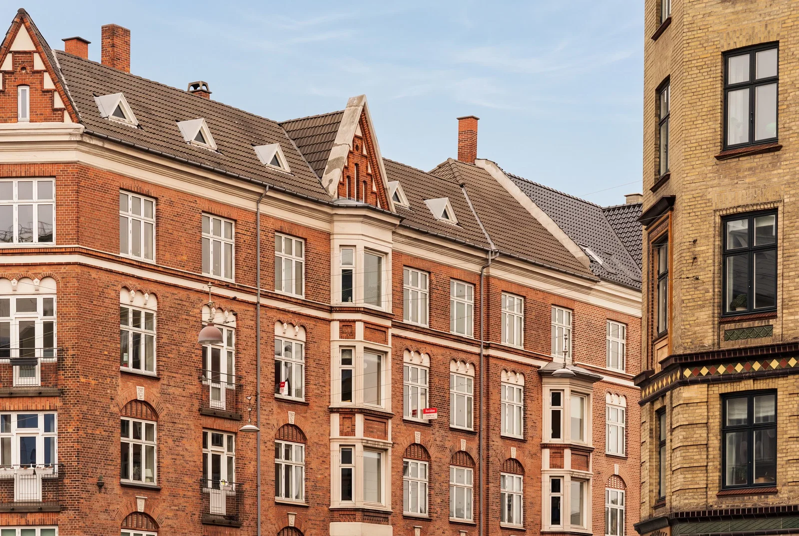 apartment Charmerende 4-værelses lejlighed med altan på Nørrebro