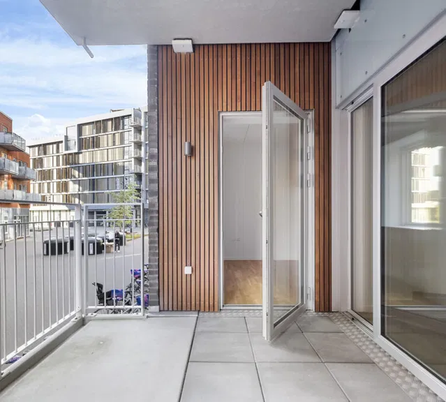apartment Lys 3-værelses lejlighed med altan og fælles tagterrasse