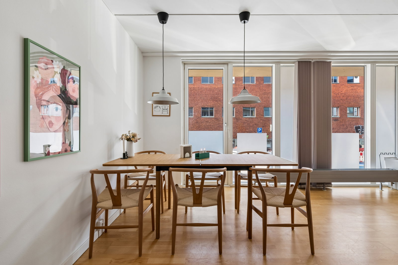 Visual presentation of the listing