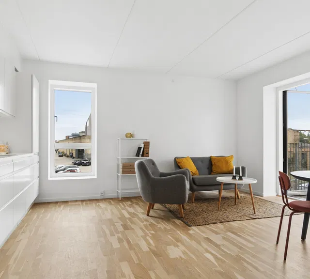 apartment Lys og moderne 3-værelses lejlighed med altan centralt i Roskilde