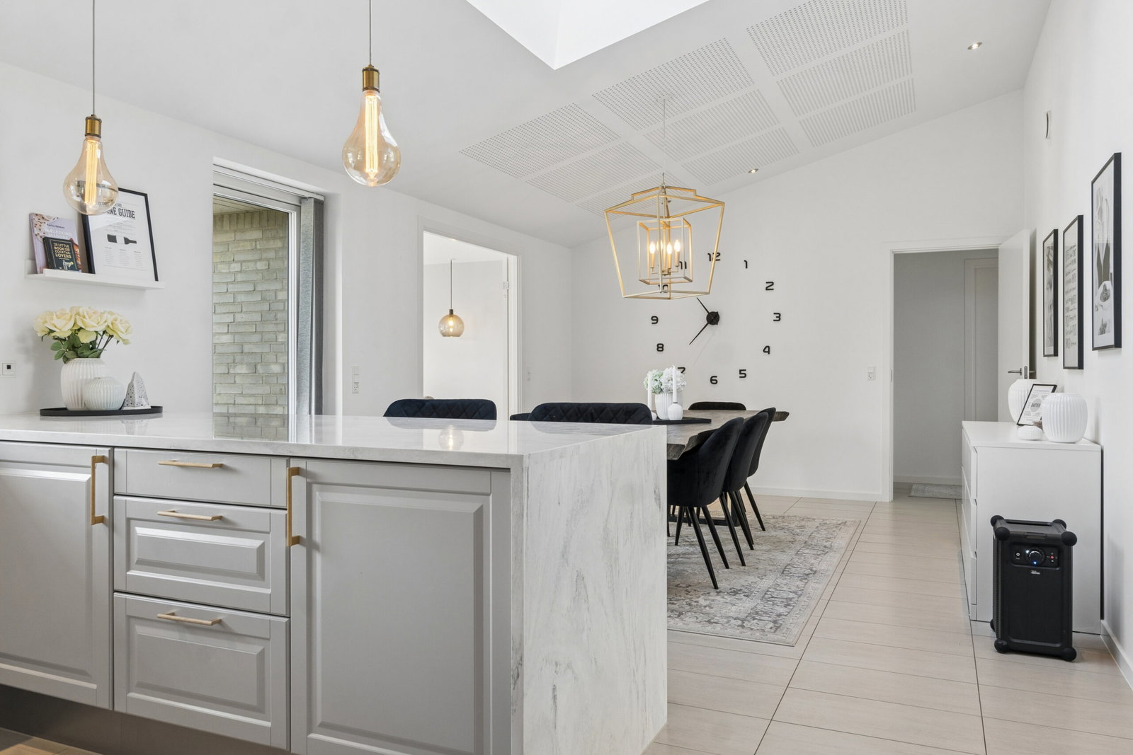 Visual presentation of the listing