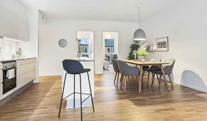 Moderne 4-værelses lejlighed tæt på Aarhus C - Gudrunsvej, Brabrand - 0