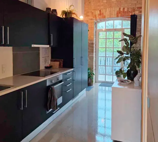 apartment Urban lejlighed med rå detaljer i Odense C