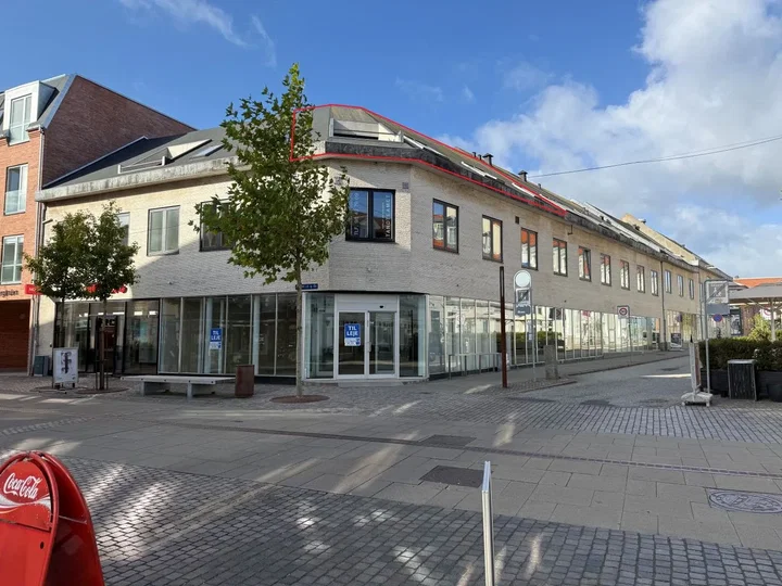 Renoveret 3-værelses lejlighed med altan og elevator - Tordenskjoldsgade, Frederikshavn - 0