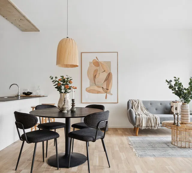 apartment Lys 2-4-værelses lejlighed med privat altan
